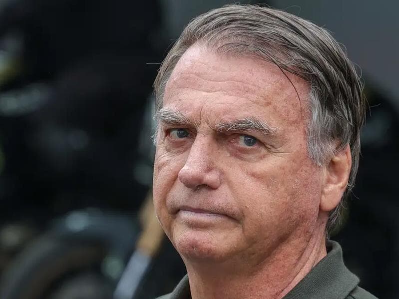 Bolsonaro está preso desde 22 de novembro de 2025. - Arte Congresso em Foco