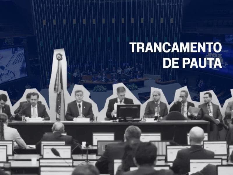 Câmara dos Deputados abre o ano de 2026 com a pauta trancada pela reforma do serviço público. - Kayo Magalhães / Câmara dos Deputados. Arte: Congresso em Foco.