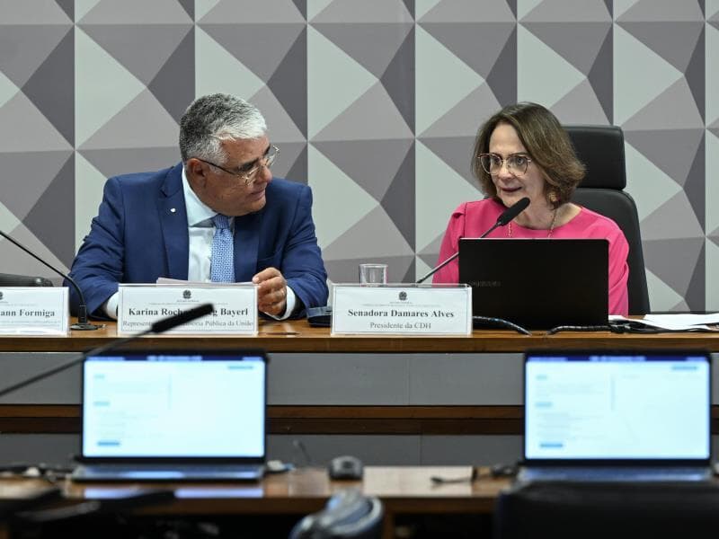 Damares e Girão acusam o judiciário brasileiro de praticar tortura contra Jair Bolsonaro. - Carlos Moura/Agência Senado