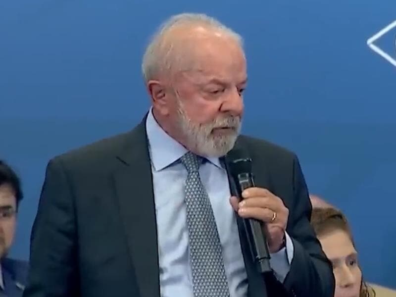 Lula diz que Bolsonaro ganhou 30 mi de seguidores "falando bobagem" - Reprodução/Youtube