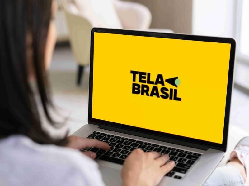 Proposta é oferecer acesso a filmes e conteúdos nacionais. - Freepik/Arte Congresso em Foco