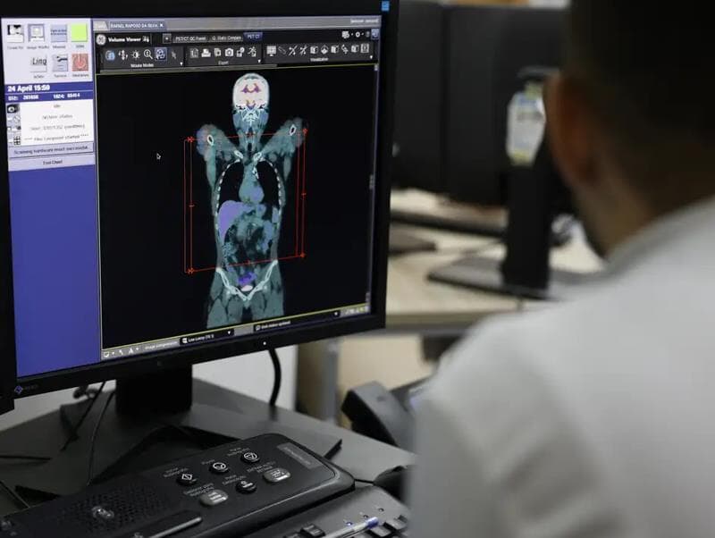 Governo e universidades têm posição contrária à proposta defendida por entidades médicas de condicionar o exercício da profissão a um exame da categoria. - Fernando Frazão/Agência Brasil