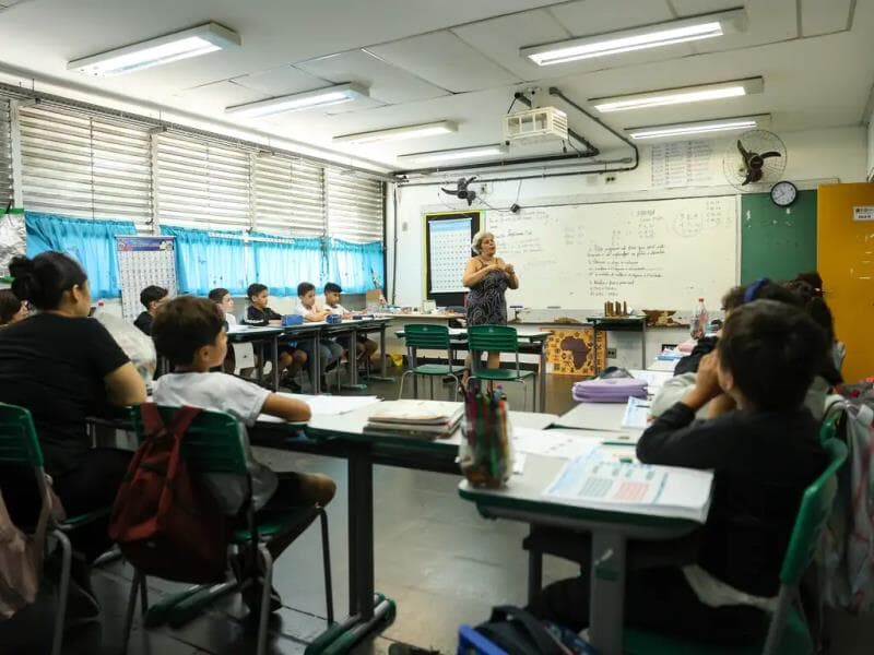 Com reajuste de 5,4%, piso do magistrério sobe para R$ 5,1 mil em 2026. - Tomaz Silva/Agência Brasil