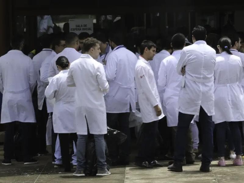 Projeto no Senado propõe exame nacional para médicos recém-formados.  - Arquivo/Agência Brasil 