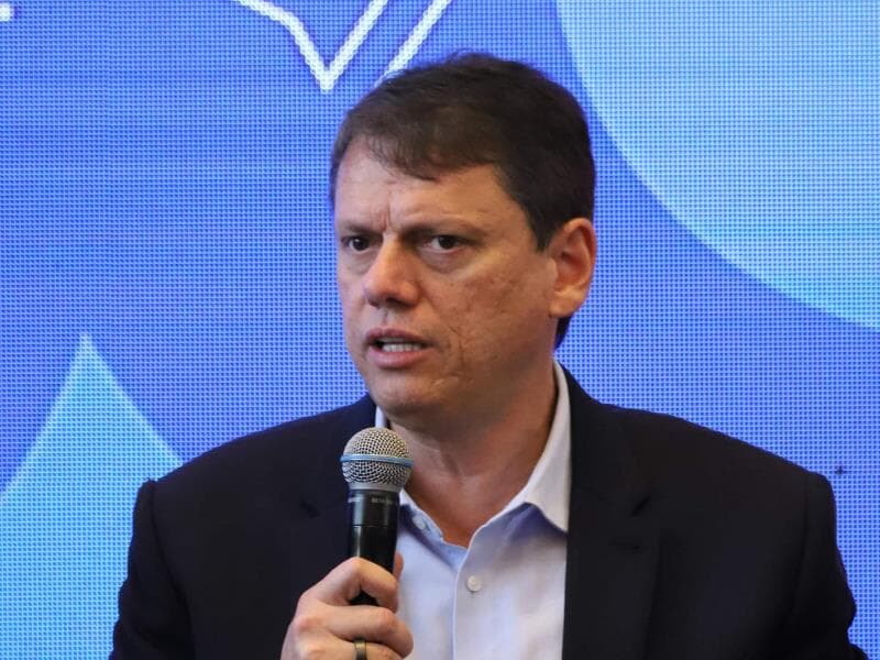 "Serei grato e leal", diz Tarcísio sobre relação com Bolsonaro nas eleições. - Charles Sholl/Brazil Photo Press/Folhapress