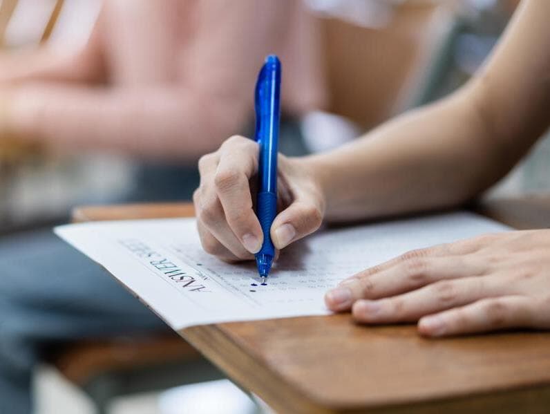 A remuneração inicial de analista legislativo é de R$ 30.853,99. - Freepik