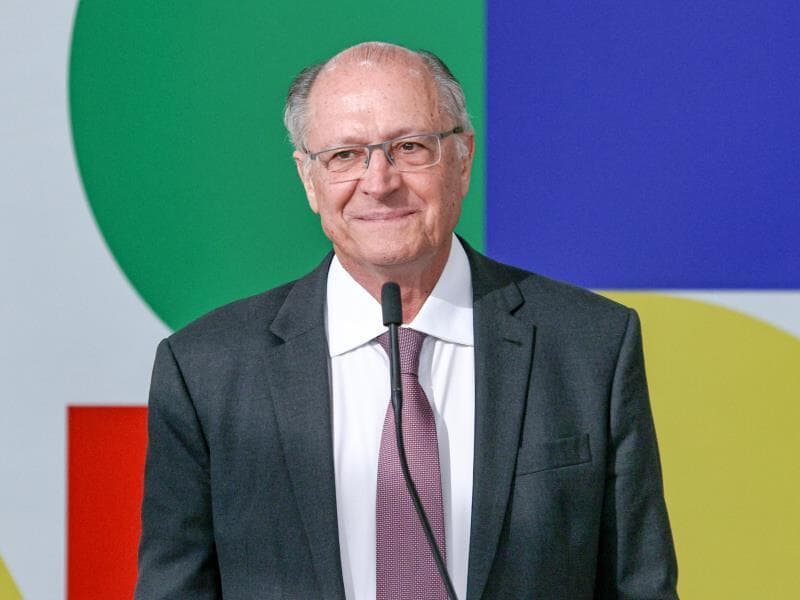 Geraldo Alckmin recebeu Michael McGrath para o reconhecimento dos sistemas de proteção de dados da União Europeia e do Brasil. - Wallace Martins/WM StockPress/Folhapress