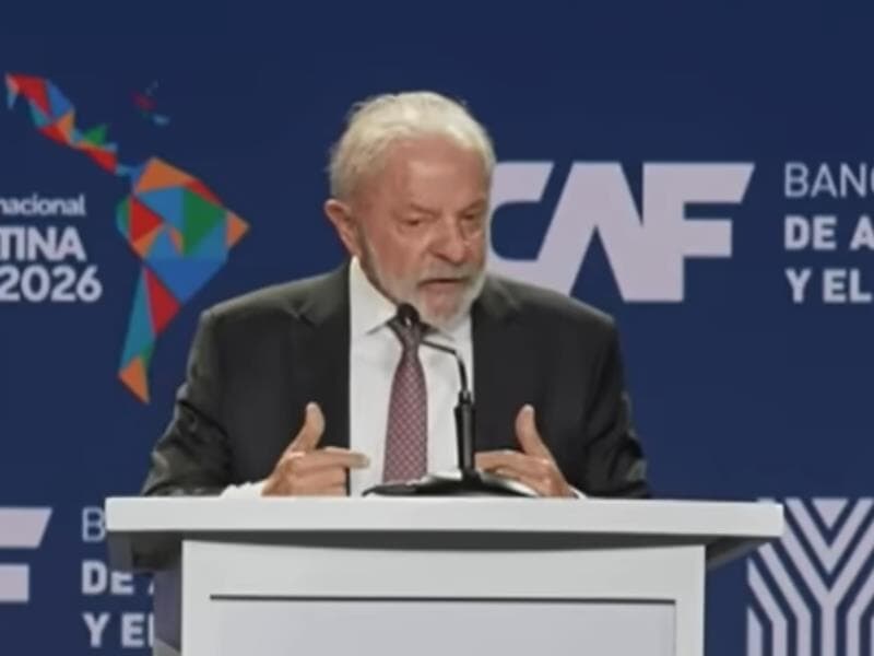 "Muito dinheiro na mão de poucos significa pobreza", diz Lula - Reprodução/Youtube