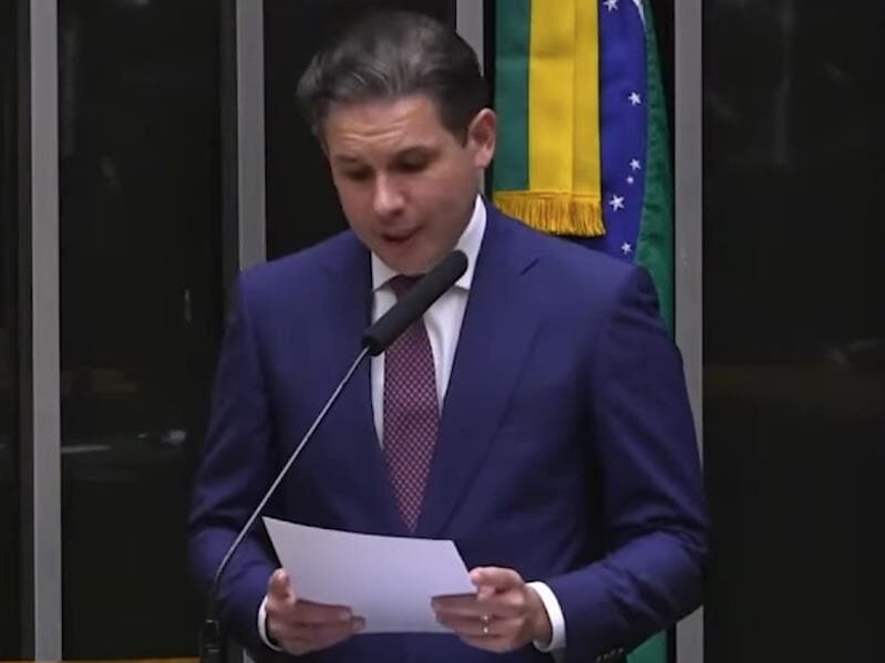 Declaração ocorreu na tarde desta segunda-feira (2). - Reprodução/YouTube