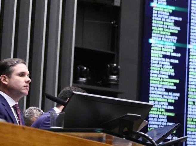 Votação de projeto sobre acordo terá prioridade na Câmara e ocorrerá na última semana de fevereiro, após o Carnaval, afirma Hugo Motta. - Vinicius Loures/Agência Câmara