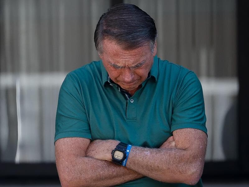 Bolsonaro pode ser transferido à prisão comum se confirmada a perda de patente. -  Pedro Ladeira/Folhapress