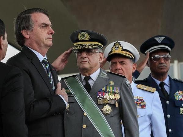 Bolsonaro durante comemoração do Dia do Exército em 2019, seu primeiro ano de governo. - Marcos Corrêa/Agência 