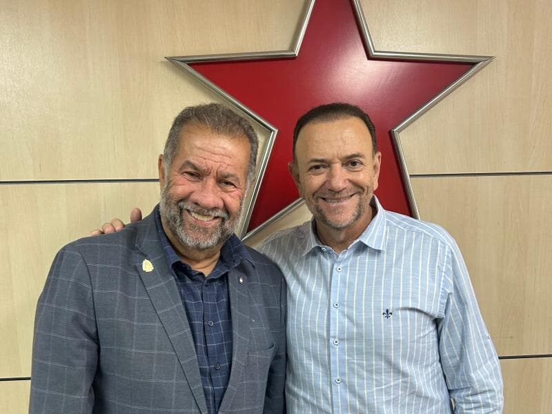 Edinho Silva alega que conversa com Lupi foi apenas para tratar da campanha presidencial.
 - Divulgação/Carlos Lupi/Redes Sociais