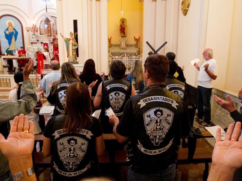 Autora propõe homenagear o motociclista Antônio Nômade. - Jefferson Coppola/Folhapress