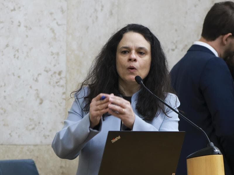 Mensagem publicada por Janaína Paschoal no X no sábado. - Leco Viana/Thenews2/Folhapress