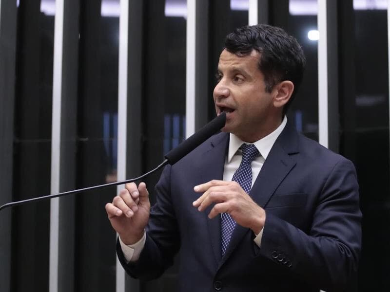 Texto de Doutor Luizinho, que modifica a estrutura administrativa da OAB, segue para análise do Senado. - Bruno Spada/Câmara dos Deputados