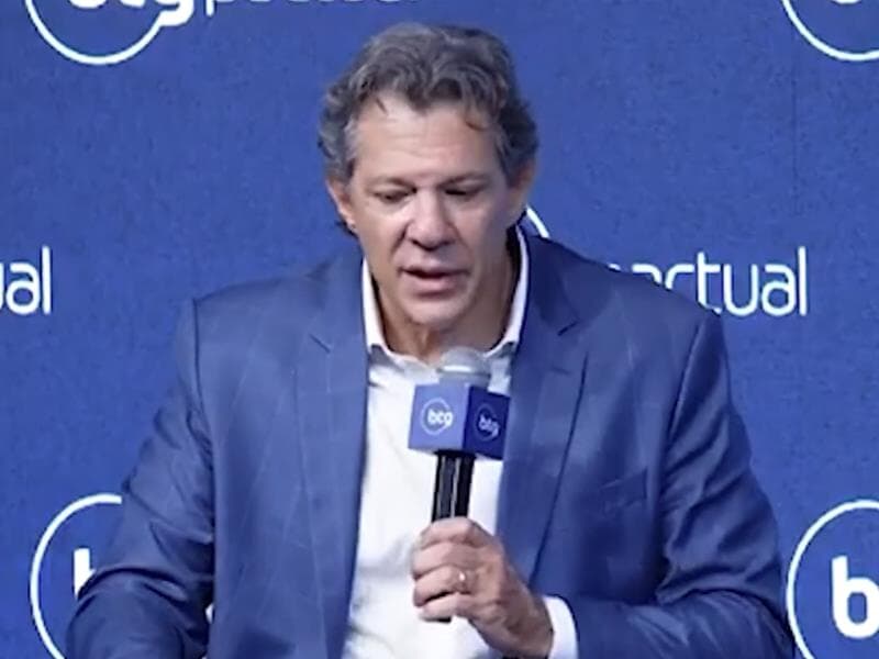 Ministro cita investigação da Receita, fraude estimada em R$ 12 bilhões e debate sobre reforço na regulação e no FGC. - Reprodução/YouTube/@btgpactual