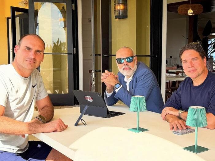 Eduardo, Allan dos Santos e Alexandre Ramagem se encontraram nos Estados Unidos. - Reprodução/Instagram