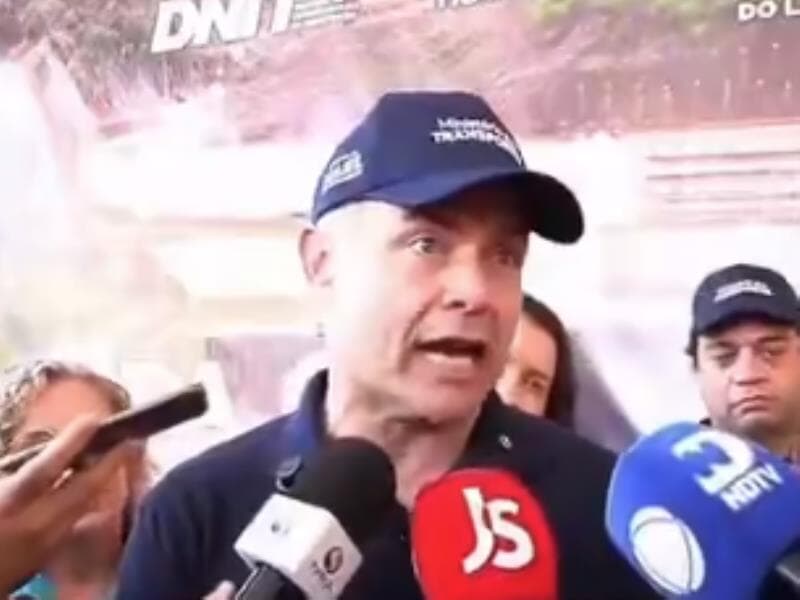 Declaração aconteceu em coletiva com jornalistas. - Reprodução/YouTube