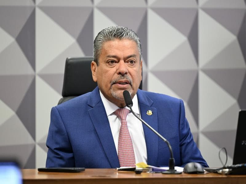 Relator defende que a prova preenche um "vazio regulatório" no exercício da Medicina no Brasil. - Edilson Rodrigues/Agência Senado