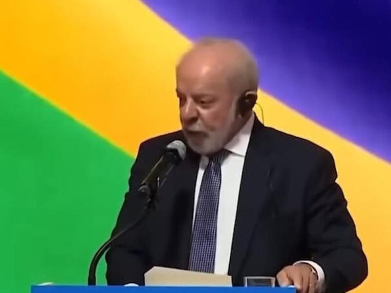 Citando referência sul-coreana, Lula fala a empresários dos dois países em defesa da revisão da jornada de trabalho. - TV Brasil/Reprodução