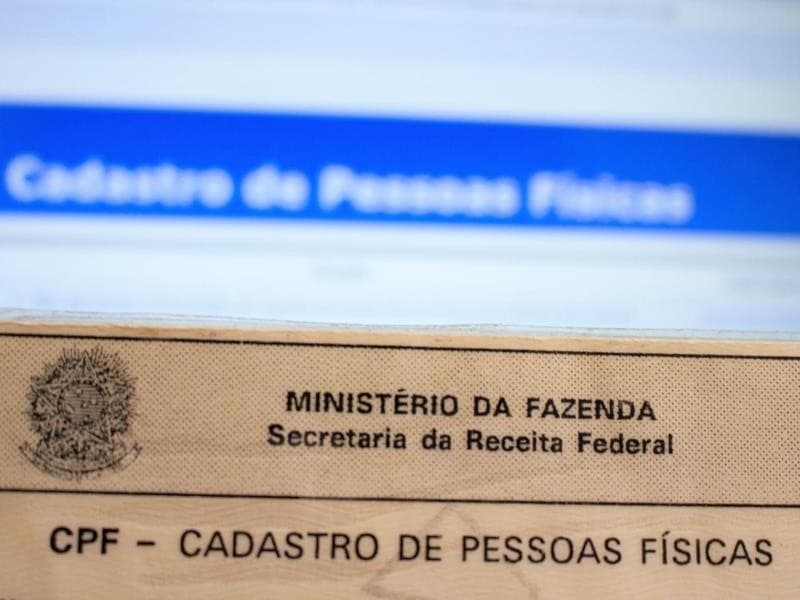 Proposta estabelece o prazo de um ano para regularização de empresas que já contam com menores em seus quadros societários.  - Evandro Leal/Agência Enquadrar/Folhapress