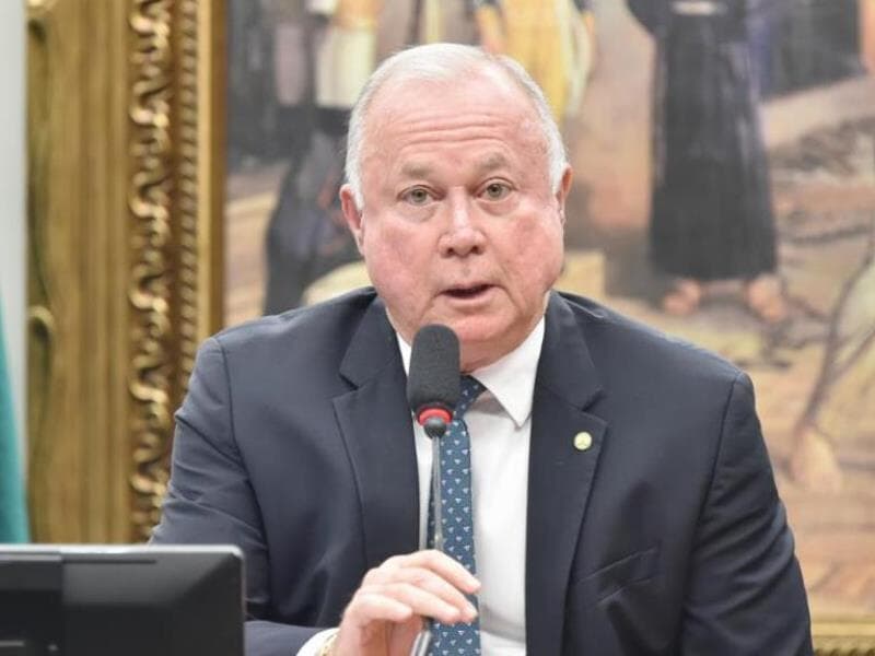 Paulo Azi possui bom relacionamento tanto com o Executivo quanto com partidos da oposição. - Zeca Ribeiro / Câmara dos Deputados