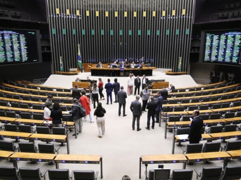 O projeto atualiza o acordo de 1992 para incorporar  biocombustíveis. - Kayo Magalhães/Câmara dos Deputados