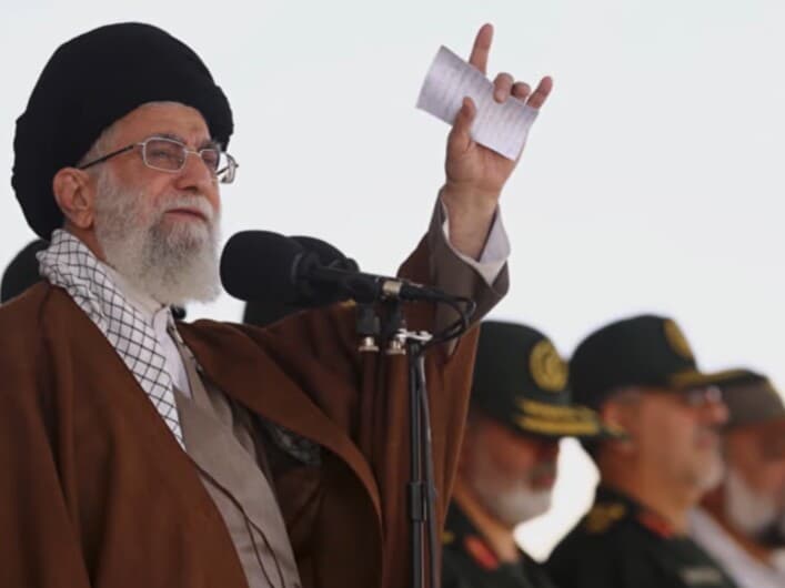 Khamenei comandava o Irã com mão de ferro desde 1989. - Reprodução/Youtube