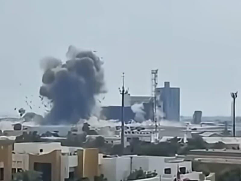 Em resposta a ataques dos EUA e de Israel, Irã lançou bombas contra base militar norte-americana nos Emirados Árabes. - Youtube