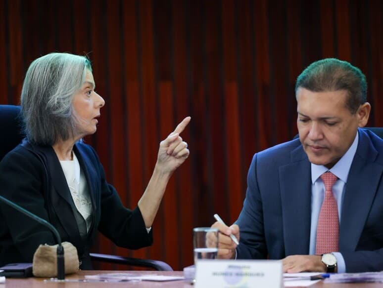 A presidente e o vice-presidente do TSE, ministros Cármen Lúcia e Nunes Marques, respectivamente.  - Fabio Rodrigues-Pozzebom/Agência Brasil