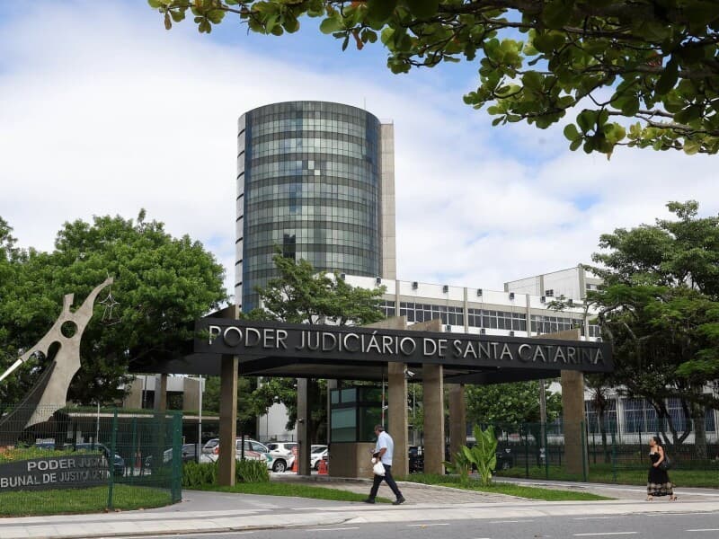 Tribunal reconheceu que ordens do prefeito extrapolaram pedido de apoio político. - Mauricio Vieira/NCI TJSC