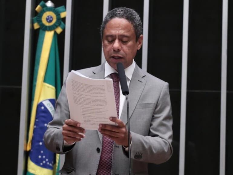 Segundo o relator, deputado Orlando Silva, o texto respeita o princípio da irretroatividade da lei penal e não alcança fatos já anistiados. - Bruno Spada/Câmara dos Deputados