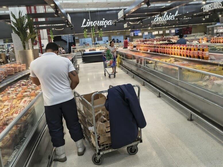 Setor mercadista é um dos mais preocupados com mudança na jornada de trabalho. - Marco Ambrosio/Ato Press/Folhapress