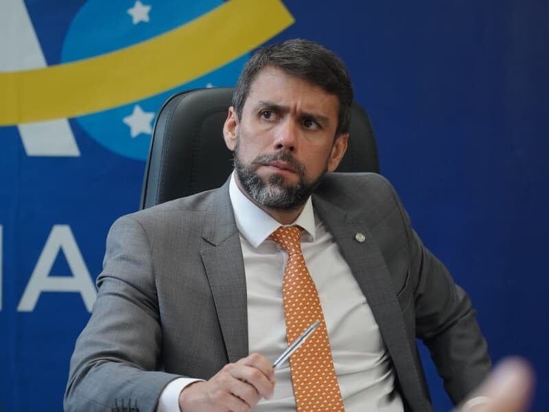 Bancada do União Brasil rejeitou demanda do PT para retirada de trecho sobre maioridade. - União na Câmara