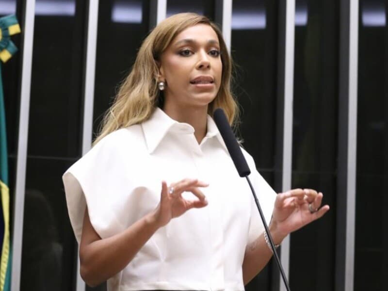 Proposta surge em resposta ao caso de desembargador que permitiu casamento de adolescente de 12 com homem de 35. - Kayo Magalhães/Câmara dos Deputados