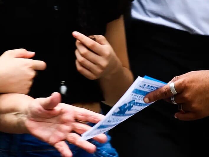 Novo projeto de lei busca formalizar a contratação e oferecer seguro contra acidentes no trânsito urbano. - Rovena Rosa/Agência Brasil