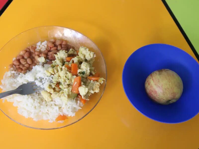 Projeto inclui profissionais de educação na merenda escolar. - Rovena Rosa/Agência Brasil