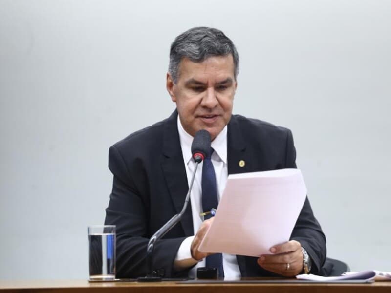 Deputado argumentou que as extinções trarão economia à União.  - Vinicius Loures/Câmara dos Deputados