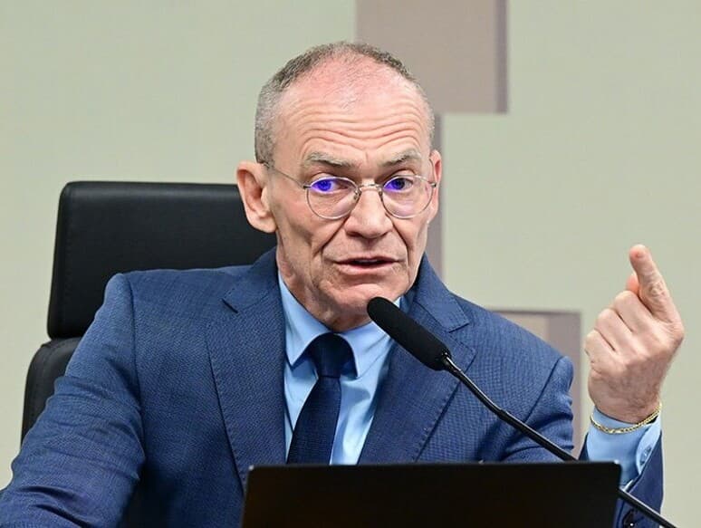 Fabiano Contarato destaca que CPI tem prerrogativa de fazer convocações. - Geraldo Magela/Agência Senado
