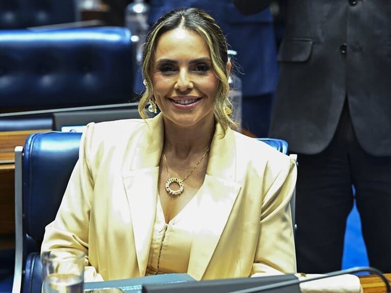 Nova senadora, Roberta Acioly tem mandato até 31 de janeiro de 2027. - Jefferson Rudy/Agência Senado