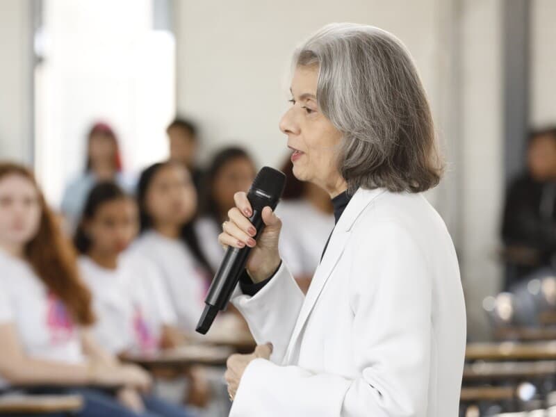 Cármen Lúcia também ressaltou o papel da educação na construção de uma sociedade democrática. - Alejandro Zambrana/Secom/TSE
