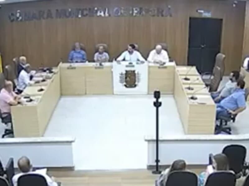 Rafael da Farmácia disse que a água estava em estado precário e usou a expressão que motivou a denúncia. - Reprodução/Câmara Municipal de Ibiporã 