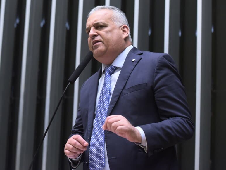 Relator, Alfredo Gaspar defendeu a rejeição das mudanças sugeridas pelos senadores ao projeto. - Leandro Ribeiro/Agência Câmara