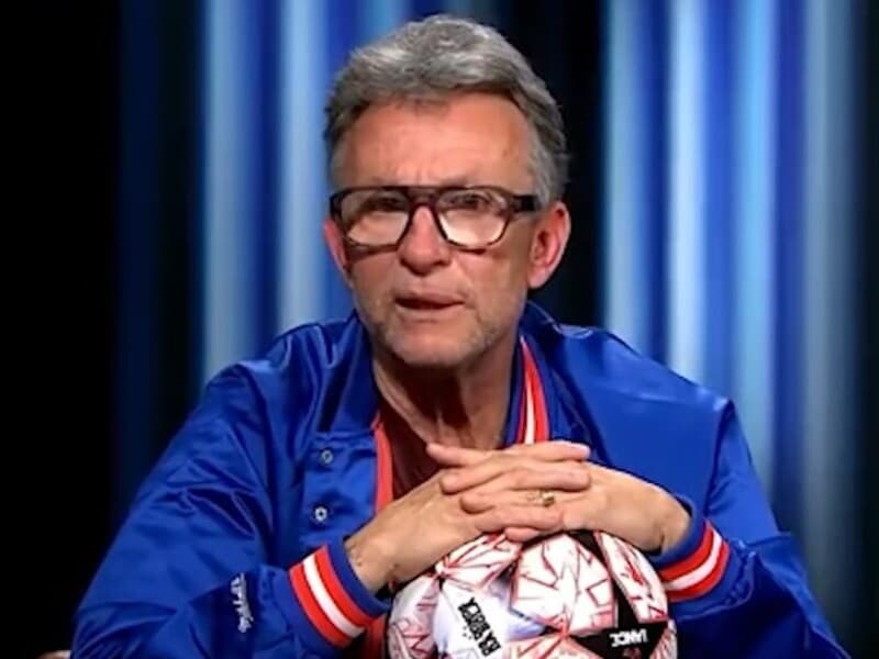 Ídolo do Corinthians expressou apoio por programas do governo Lula como Bolsa Família e Minha Casa, Minha Vida. - TV Brasil/Reprodução