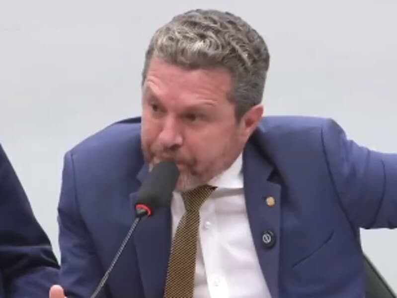 X - Reprodução/YouTube