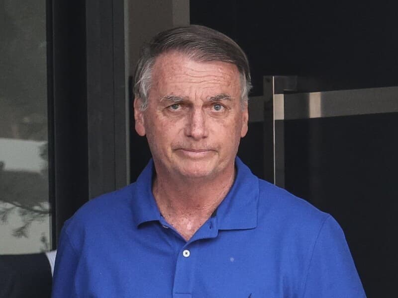 Defesa de Bolsonaro alega que a cela na Papudinha não atende às suas necessidades clínicas. - Gabriela Biló/Folhapress