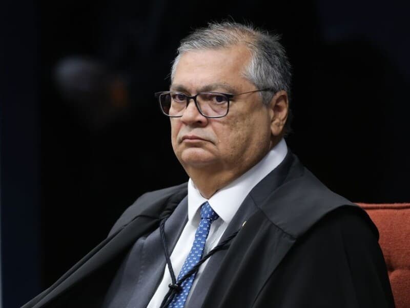 Ministro acatou petição de Tabata Amaral, que indicou suspeitas de fragmentação de repasses para evitar rastreio. - Fabio Rodrigues-Pozzebom/ Agência Brasil