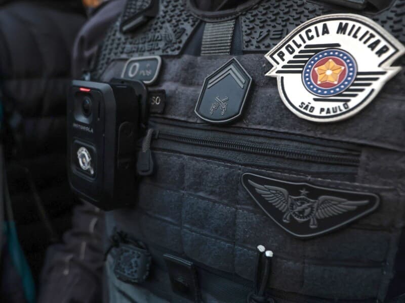 A proposta prevê a comunicação imediata ao Ministério Público e à instituição vinculada ao agente em caso de flagrante. - Paulo Pinto/Agência Brasil