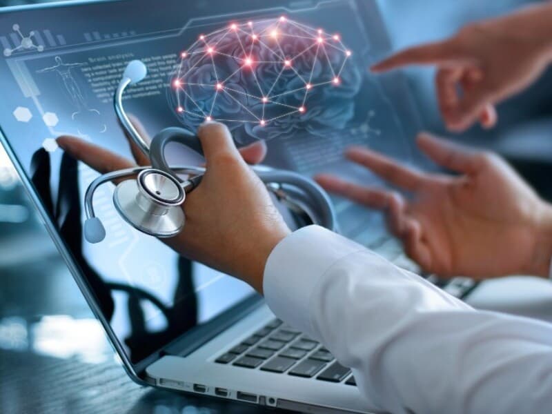 Proposta busca sanar vulnerabilidades do sistema de saúde na obtenção de vacinas e equipamentos. - Freepik